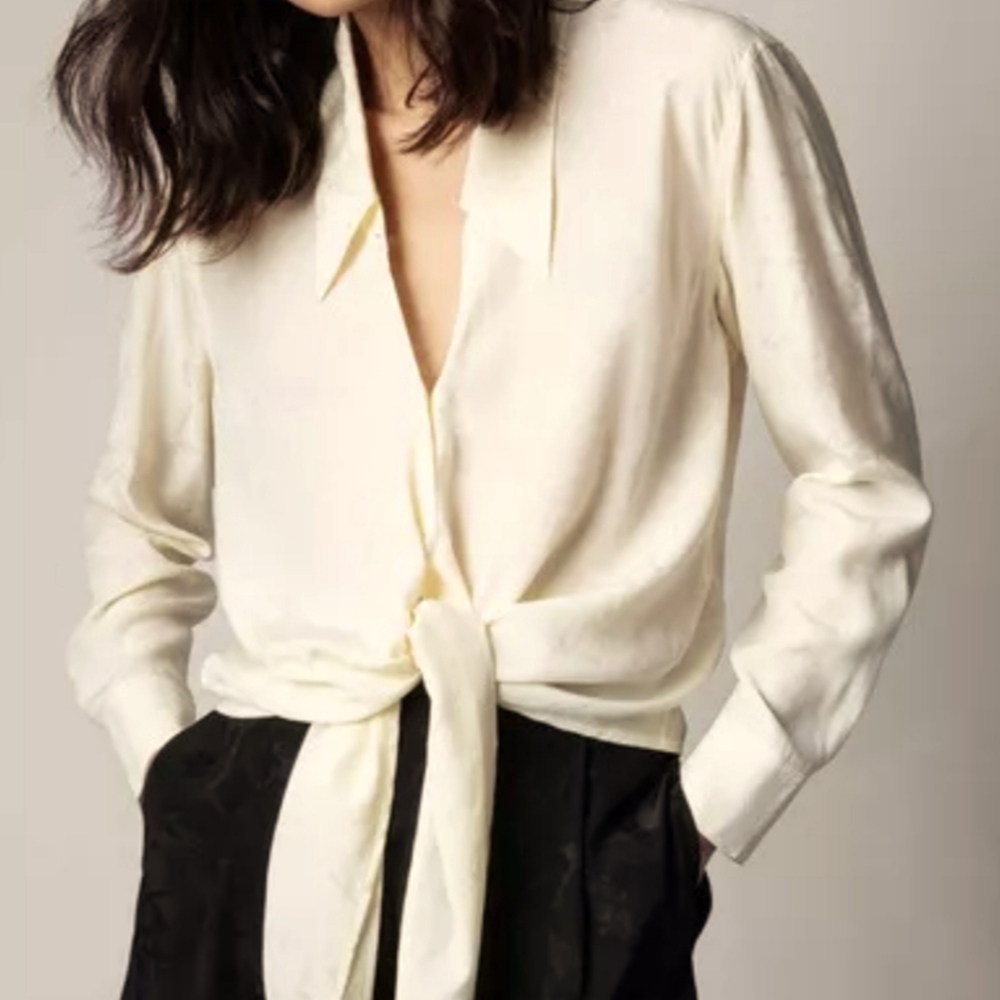 Toupy Silk shirt in vanille color